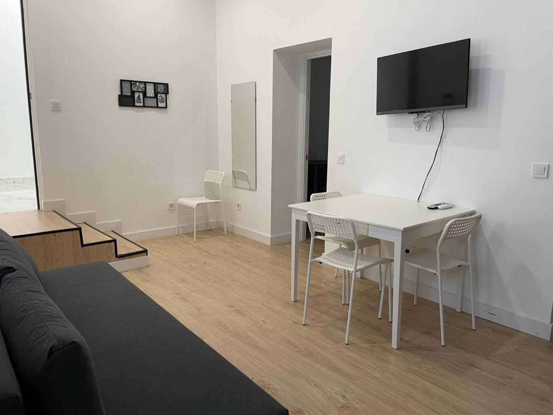 U1 Ap Nuevo, Bien Comunicado Madrid Centro公寓 外观 照片